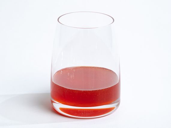 批發葡萄柚糖漿，供飲料業者使用