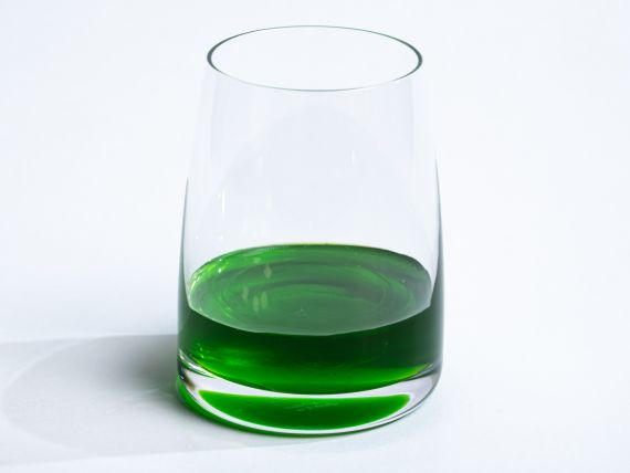 批發青蘋果糖漿，供飲料業者使用