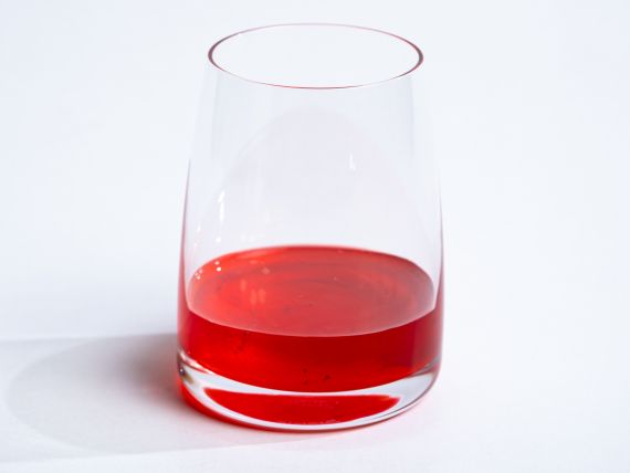 批發紅石榴糖漿，供飲料業者使用